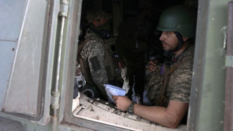 Ukrayna Donetskin Staromayorske kəndini azad edib