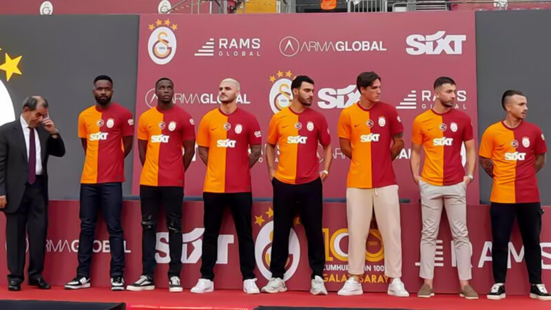 "Qalatasaray" Türkiyə futbol tarixinin ən bahalı klubu oldu