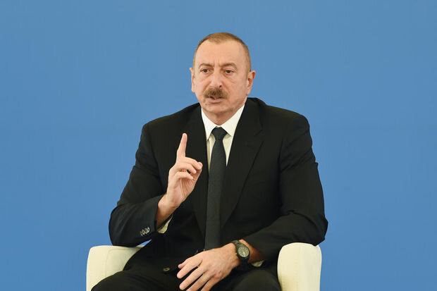 İlham Əliyev: "BQXK-nın Qarabağdakı ofisinin Bakı ofisinə yox, İrəvandakına tabe olması yolverilməzdir"