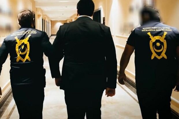 Baş Prokurorluq və DGK-dan birgə ƏMƏLİYYAT: Vəzifəli şəxslər rüşvət alarkən yaxalandılar