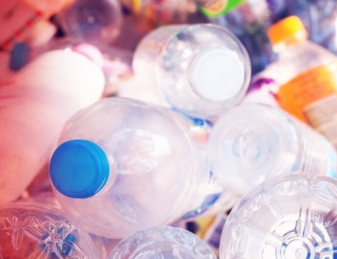 Plastik qablaşdırmalar: insan sağlamlığına hansı mənfi təsirləri var? - VİDEO