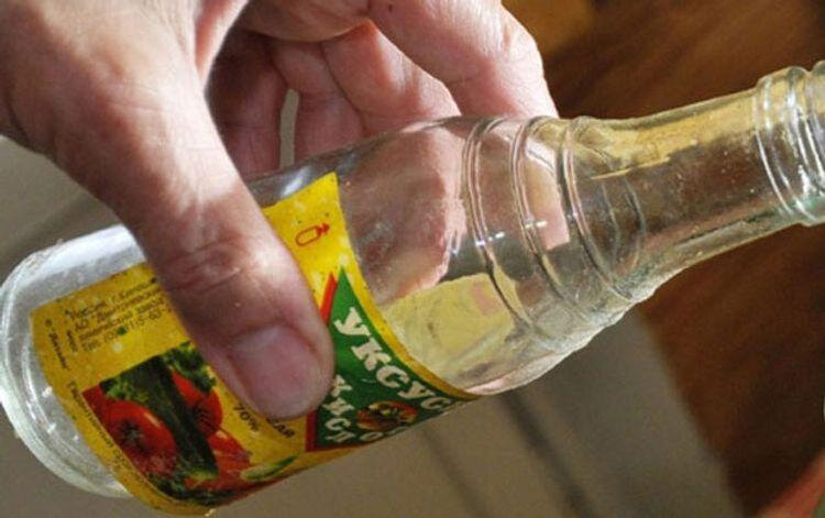 Şəkidə sirkə turşusu içən sərxoş kişi ölüb