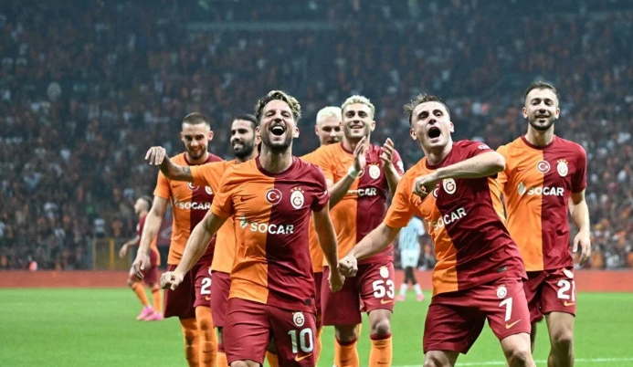 "Qalatasaray"dan daha bir "transfer bombası" - FOTO