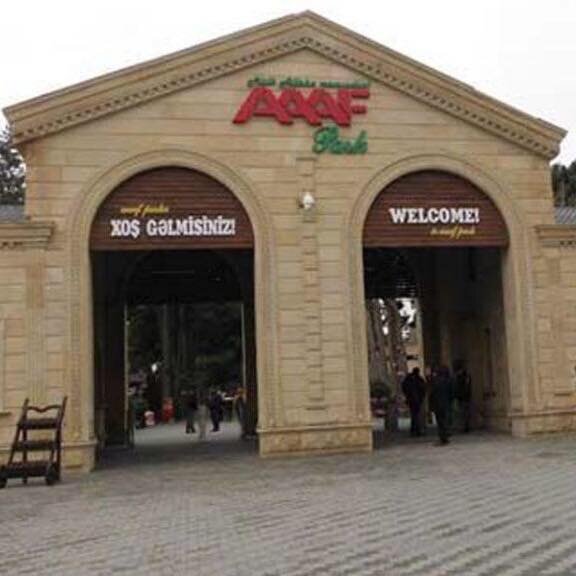 "AAAF Park"-da kommunikasiya xətlərinin üzərində 500 kvadratmetr obyekt tikilir - FOTOLAR