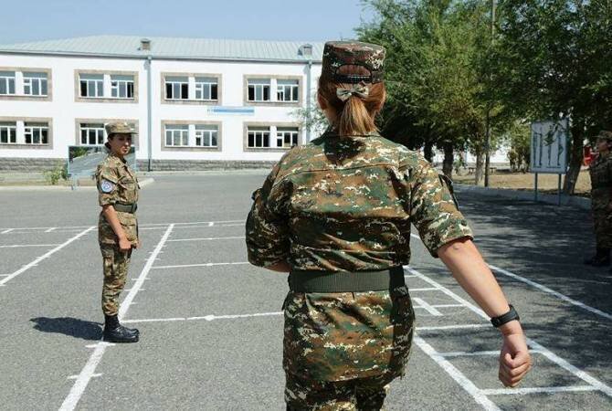 Ermənistanda qadınlar üçün yeni hərbi xidmətə start verilib