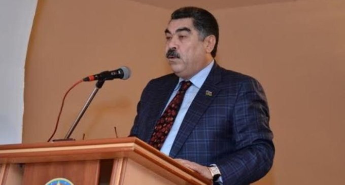 Hacıqabulu abadlaşdıran şirkət kimindir? - Qardaşı başçı müavininə 227 min manat verdiyini...