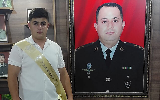 Şəhid xanımı oğlu ilə birlikdə universitetə qəbul oldu - Fotolar