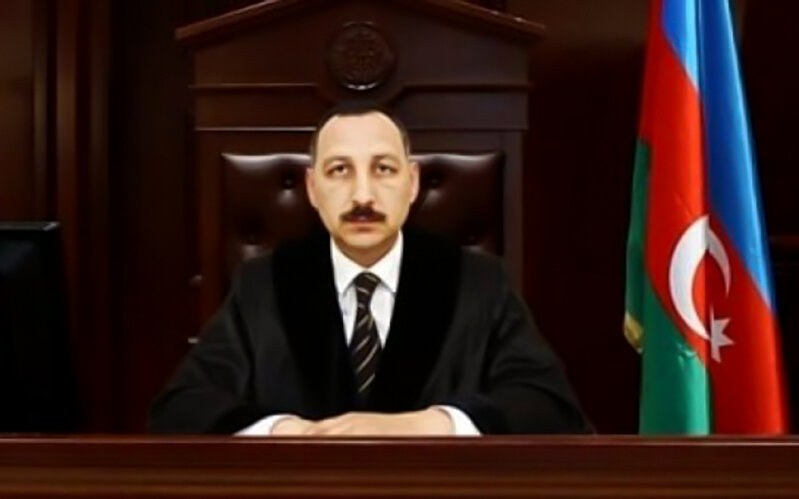 Cəlilabadda hakim onunla mübahisə edən şəxsi həbs etdirdi