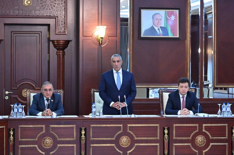 Milli Məclisin Regional məsələlər komitəsinin payız sessiyasında ilk iclası keçirilib