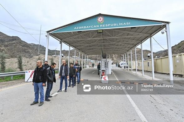 "Laçın" sərhəd-buraxılış məntəqəsindən erməniəsilli şəxslərin sərbəst keçidi təmin olunur - FOTO
