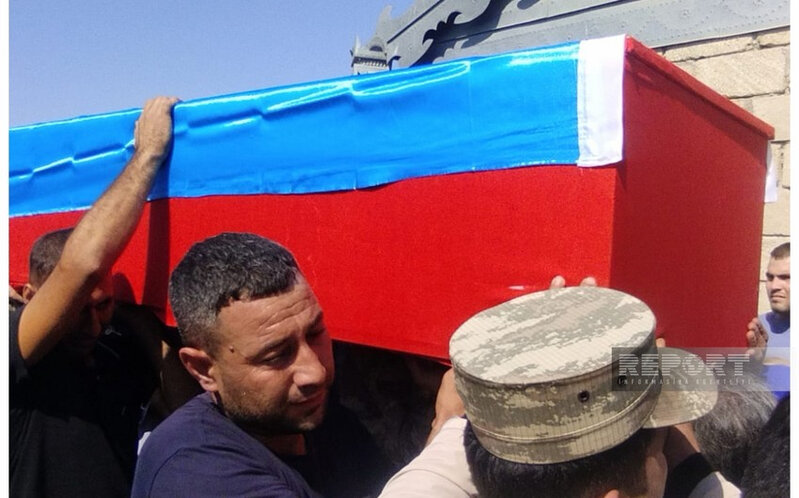 30 il əvvəl Füzulidə itkin düşən hərbçi Salyanda dəfn edilib - FOTO