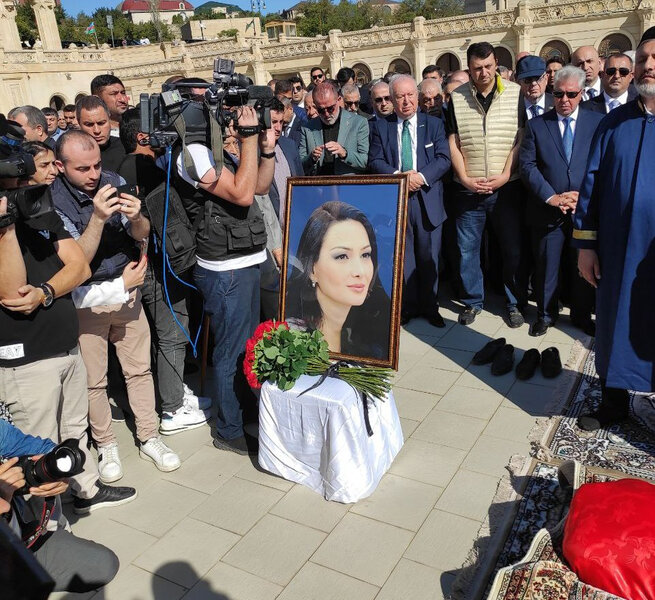 Ceyhun Bayramov Qənirə Paşayevanın vəfatı ilə bağlı başsağlığı verib - FOTO