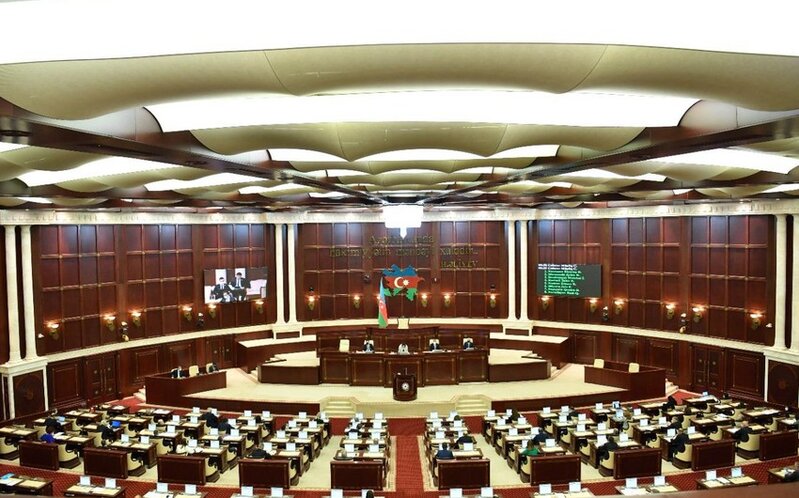 Milli Məclis Avropa Parlamentinin qərəzli qətnaməsinə cavab bəyanatı qəbul edib