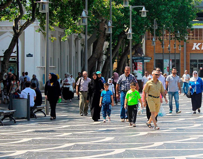 Azərbaycana gələn turistlərin sayı artıb