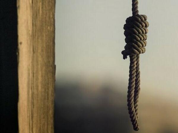 Qusarda iki övlad atası intihar edib