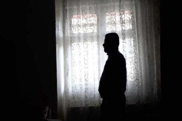 Sərxoş halda evi səhv saldı, 10 aylıq cəza aldı