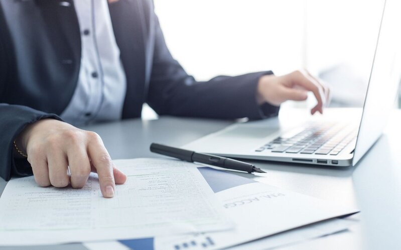 Azərbaycanda bir sıra qurumlar mühasibat uçotunu elektron formada aparacaq