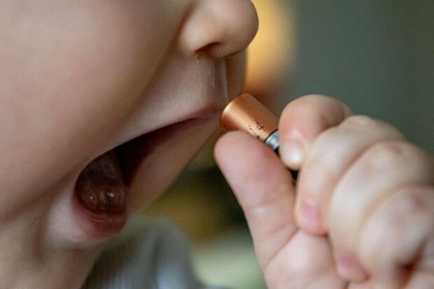 Sumqayıtda batareya udan uşaq ölüb