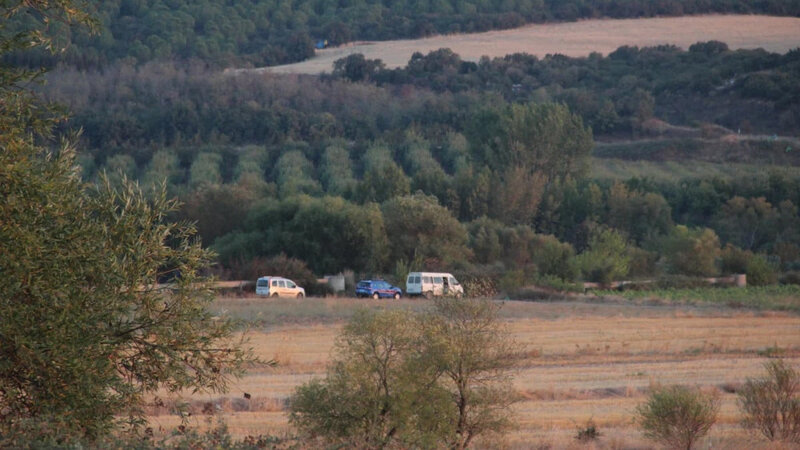 Tarlada atasının yük maşını ilə üstündən keçdiyi 10 yaşlı oğlu can verdi - FOTO