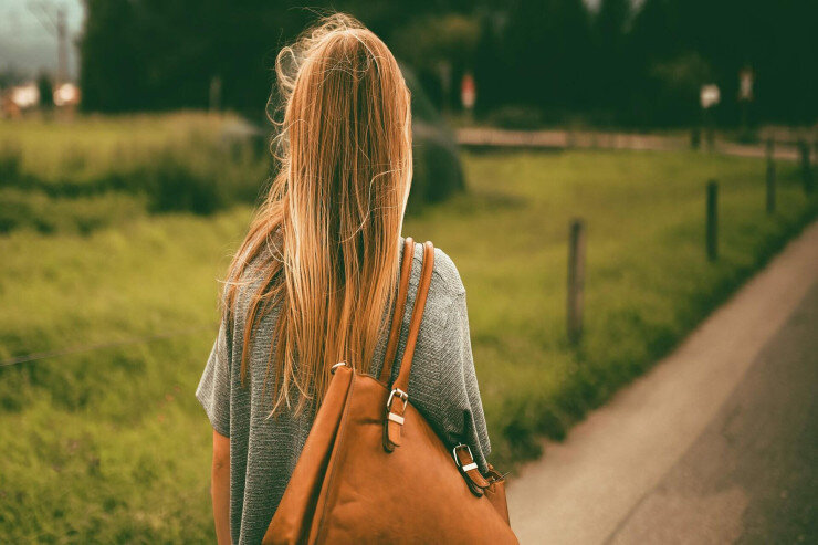 Bakıda 15 yaşlı qız YOXA ÇIXDI