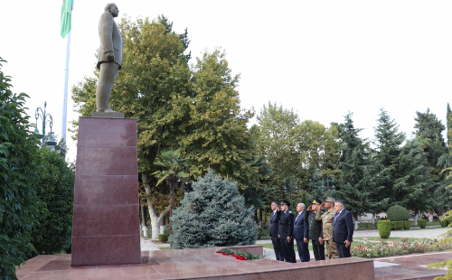 Hərbi Prokurorluq Tovuzda Ulu Öndərin 100 illik yubileyi ilə bağlı hərbi qulluqçularla birgə tədbir keçirib