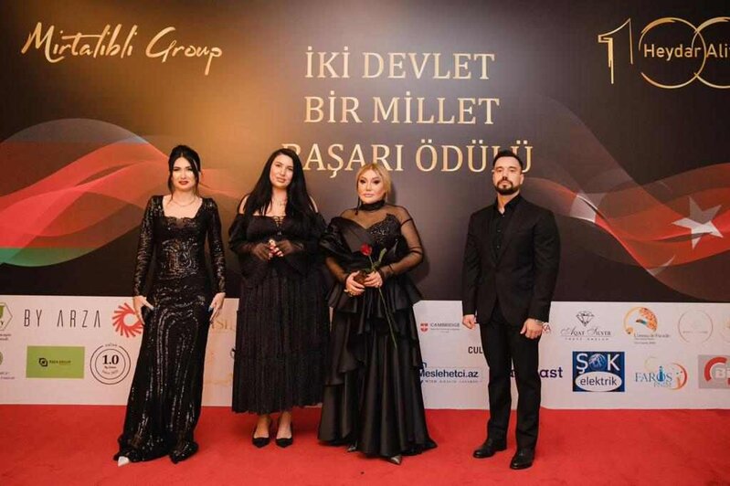 Four Seasons Baku da "Başarı Ödülü" gecəsi təşkil olundu