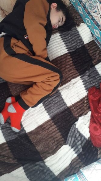 13 yaşlı İlahənin anası fəryad edir: "Atası öləndən sonra dərmanlarını ala bilməmişik" - FOTO