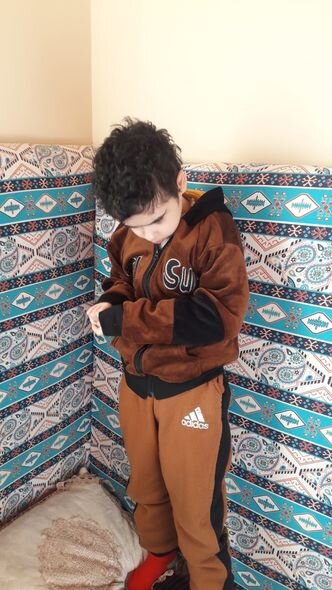 13 yaşlı İlahənin anası fəryad edir: "Atası öləndən sonra dərmanlarını ala bilməmişik" - FOTO