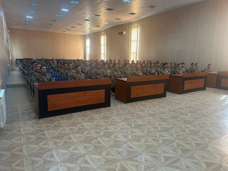 Daxili Qoşunlarının N saylı hərbi hissəsində Hərbi Prokurorluq tərəfindən hüquqi maarifləndirmə tədbiri keçirilib