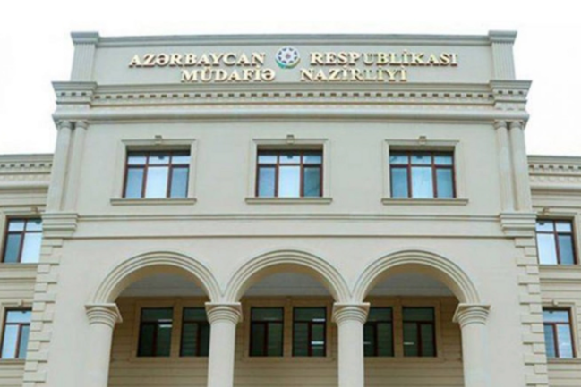 Azərbaycanda yeni hərbi nizamnamələr hazırlanır