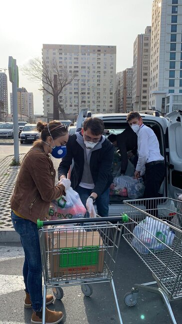 "Dəyər ver - dəstək ol" qrupu ehtiyacı olan insanlara yardım edir - VİDEO