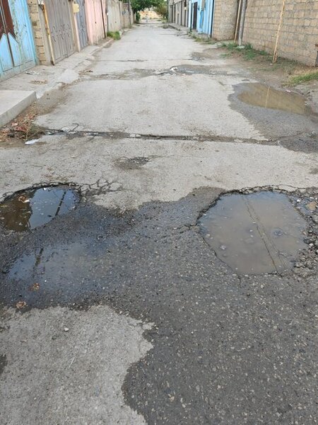 Bərbad yollar Sumqayıt sakinlərini BOĞAZA YIĞIB: Qurumlar niyə FİKİR VERMİR? - ŞİKAYƏT