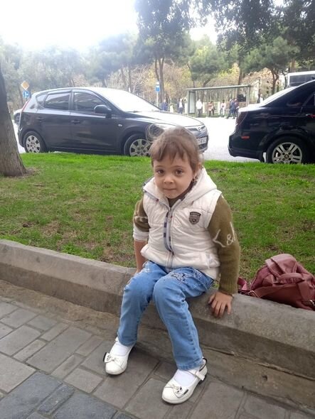 Nərminin dəstəyə ehtiyacı var: "Müalicələrini etdirmək üçün borc almağa yer qalmayıb" - FOTO