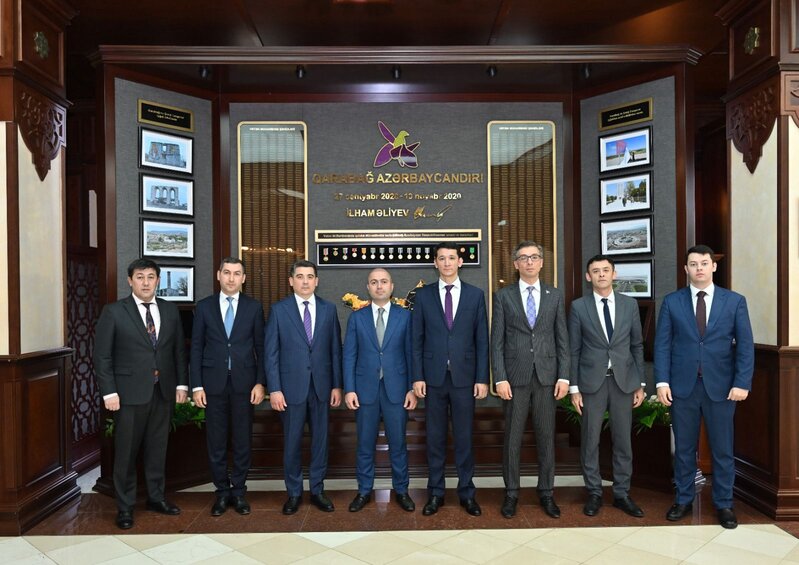 Özbəkistan parlamentinin nümayəndə heyəti Azərbaycanda səfərdədir