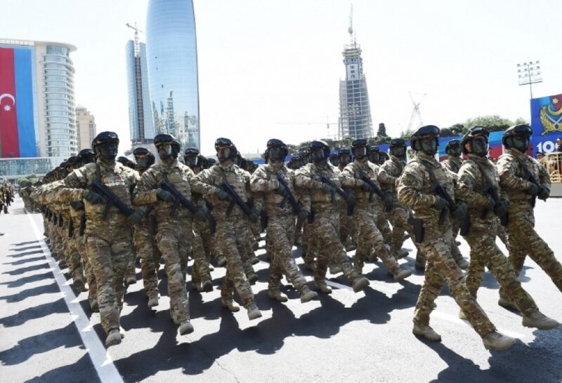 Hərbçilərin istefaya göndərilməsinin səbəbi nə ilə bağlıdır? - AÇIQLAMA