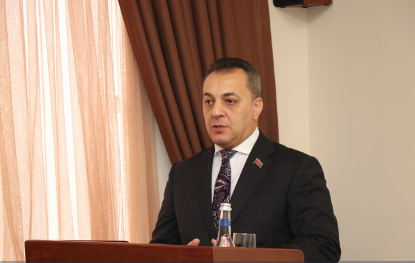 Xanlar Vəliyev: "Heydər Əliyev hafizələrdə əbədiyaşarlıq qazanmışdır"