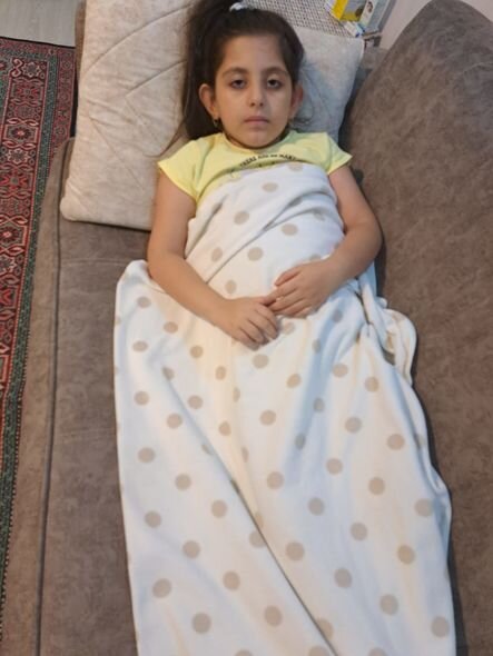 Zəhranın anası fəryad edir: "Övladlarıma yemək almağa belə pul tapmıram" - FOTO