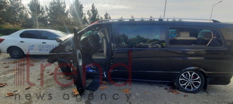 Ağır qəzaya düşən PFL rəhbərliyinin içərisindən çıxarıldığı HƏMİN MİKROAVTOBUS - Bu vəziyyətdədir (FOTO)