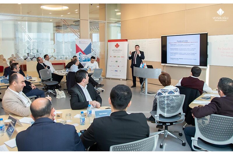 "Veysəloğlu" əməkdaşları üçün mini MBA proqramı başladı