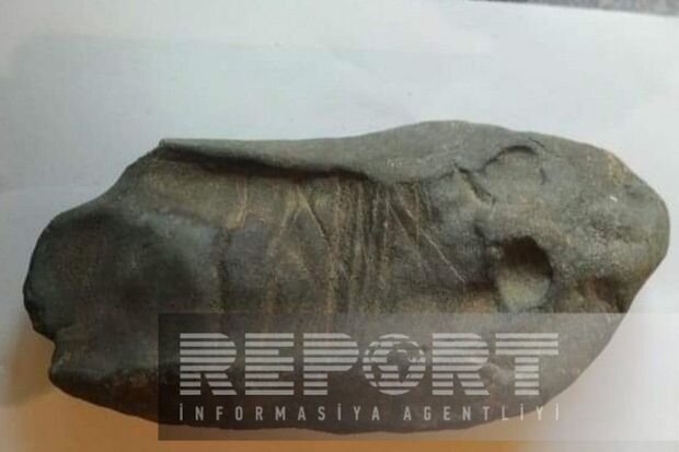 Cəlilabadda səkkizinci sinif şagirdi onminlərlə il yaşı olan fiqur tapdı