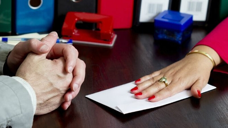 "Vətən-N"nin vəzifəli şəxsi Elm və Təhsil Nazirliyini necə aldadıb? - Saxta tenderlərin qalibi