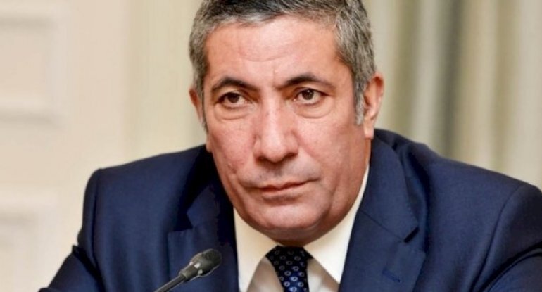 "Əgər mürəbbə biznesim varsa, dədəmin goruna..." - Siyavuş Novruzov