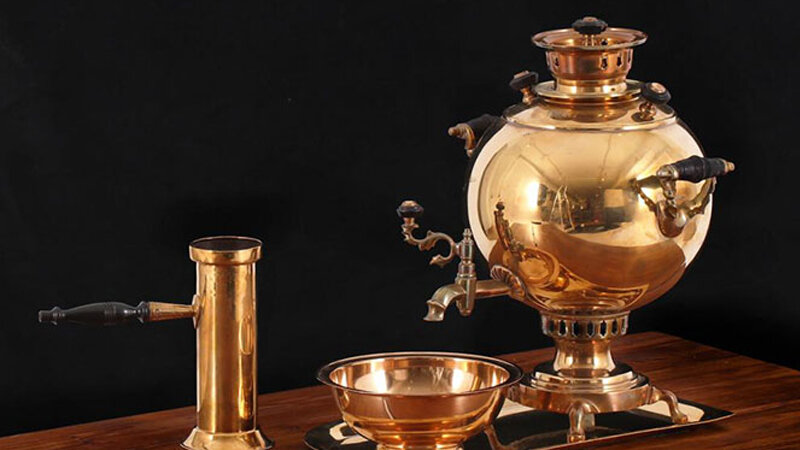 Başsağlığı verməyə getdi, samovar oğurladı