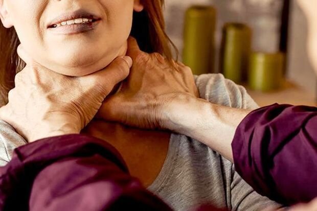 Tələbə bacısını boğaraq öldürən şəxsin məhkəməsi başlayır