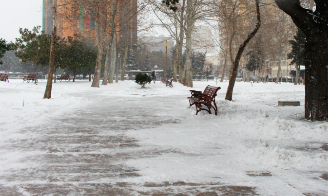 Bakıya qar yağacaq, temperatur 5-8 dərəcə düşəcək - XƏBƏRDARLIQ