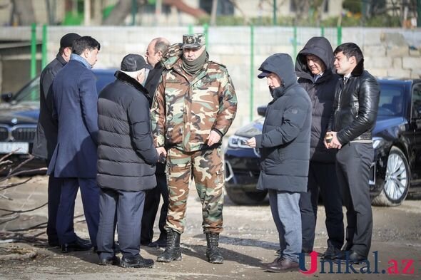 Etibar Mirzəyev və baş prokurorun müavini yenidən partlayış olan ərazidə - FOTO