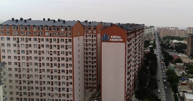 Sakinlər deputatın şirkətini məhkəməyə verdi - "Kristal Abşeron"dan 8 ŞİKAYƏT