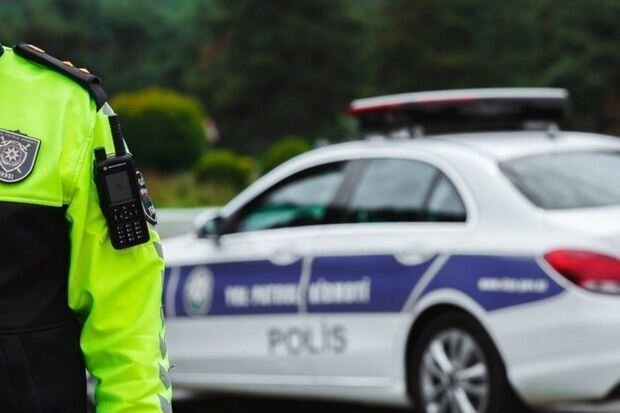 Bakıda qeyri-adi hadisə: Piyadanı vuran sürücü polisdən qaçarkən xəstəxanalıq oldu