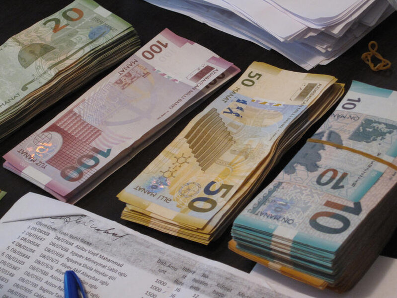 Prezident seçkilərindən sonra yeni pul əskinasları dövriyyəyə buraxılır? - AÇIQLAMA