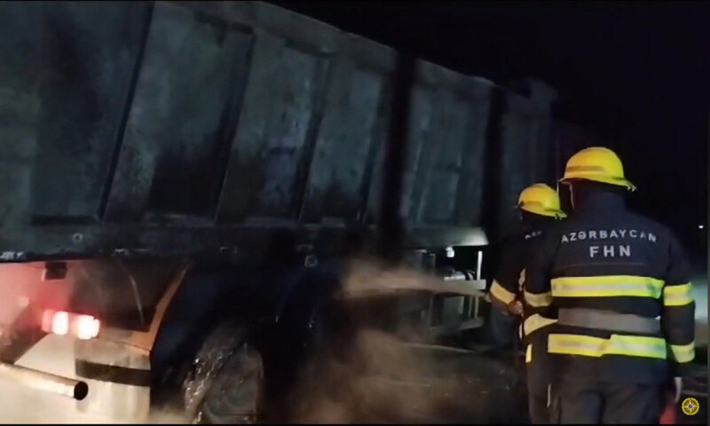 Sabirabadda yük avtomobili yanıb - VİDEO